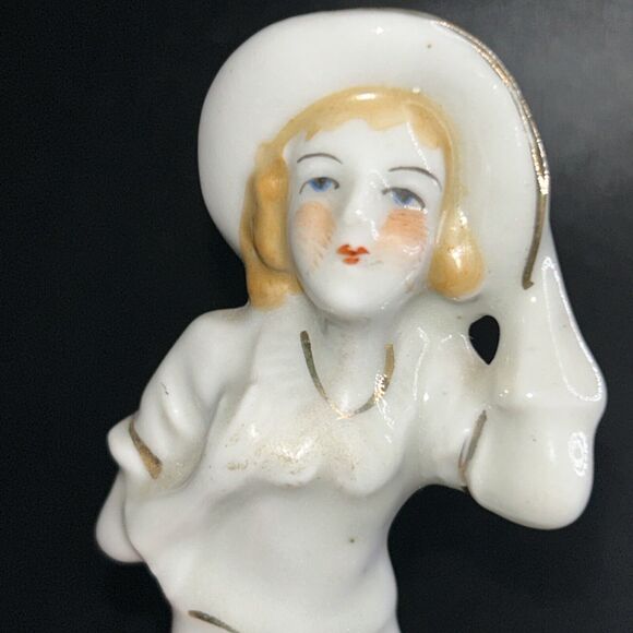 Vintage Art Deco Porcelain Woman Figurine - Picture 9 of 11